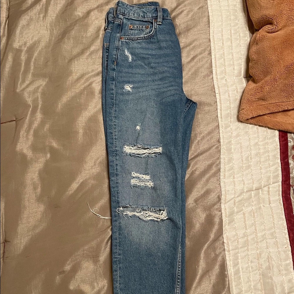 H&M denim jeans size 2 in medium wash